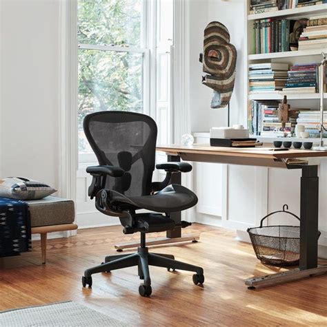 aeron chair design history.